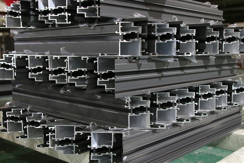 樓上樓高端門窗-樓上樓門窗怎么樣？可以定制鋁門窗嗎？