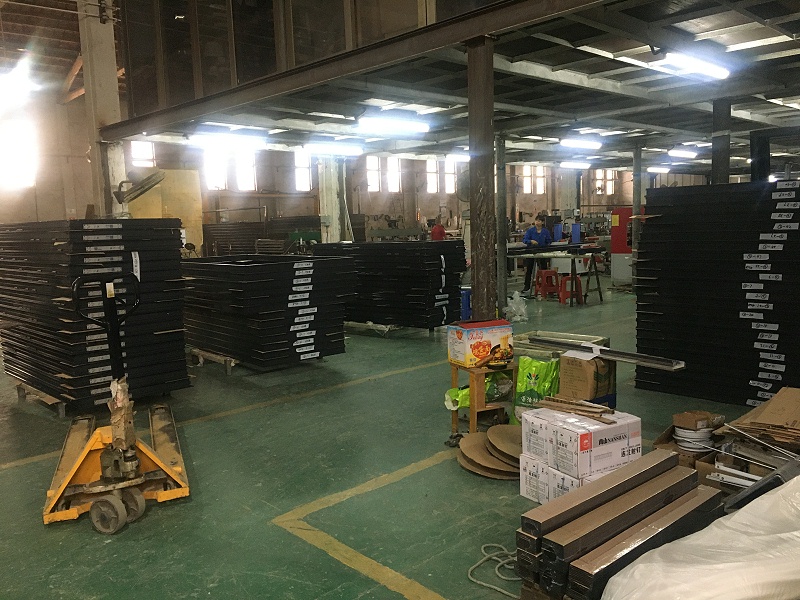 老公非要購買這家門窗廠的鋁合金門窗，看到實物我閉嘴了！