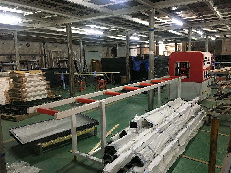 老公非要購買這家門窗廠的鋁合金門窗，看到實物我閉嘴了！