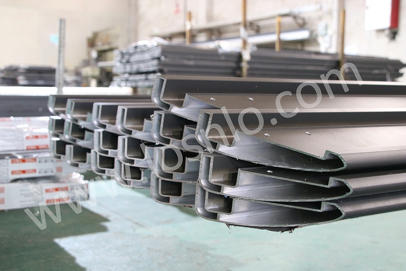 樓上樓高端門(mén)窗之內(nèi)平開(kāi)下懸窗的幾個(gè)配件細(xì)節(jié)