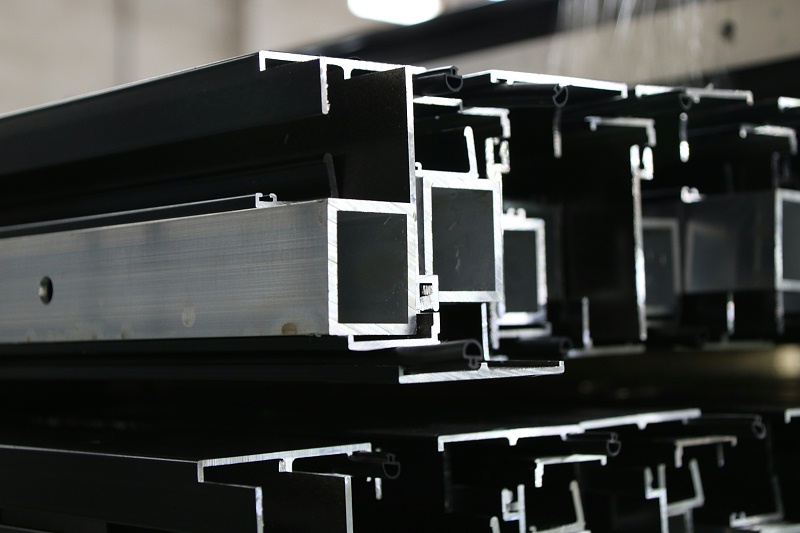 日子過久了才發(fā)現(xiàn)，家里使用樓上樓節(jié)能系統(tǒng)門窗很有必要！