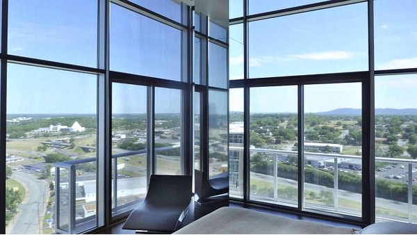 工程門窗中后裝法是什么意思？承接工程門窗項目有必要搞懂的后裝法。