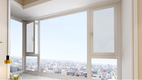 多雨季節(jié)，選擇樓上樓高端門窗，建筑不需“潮流”！